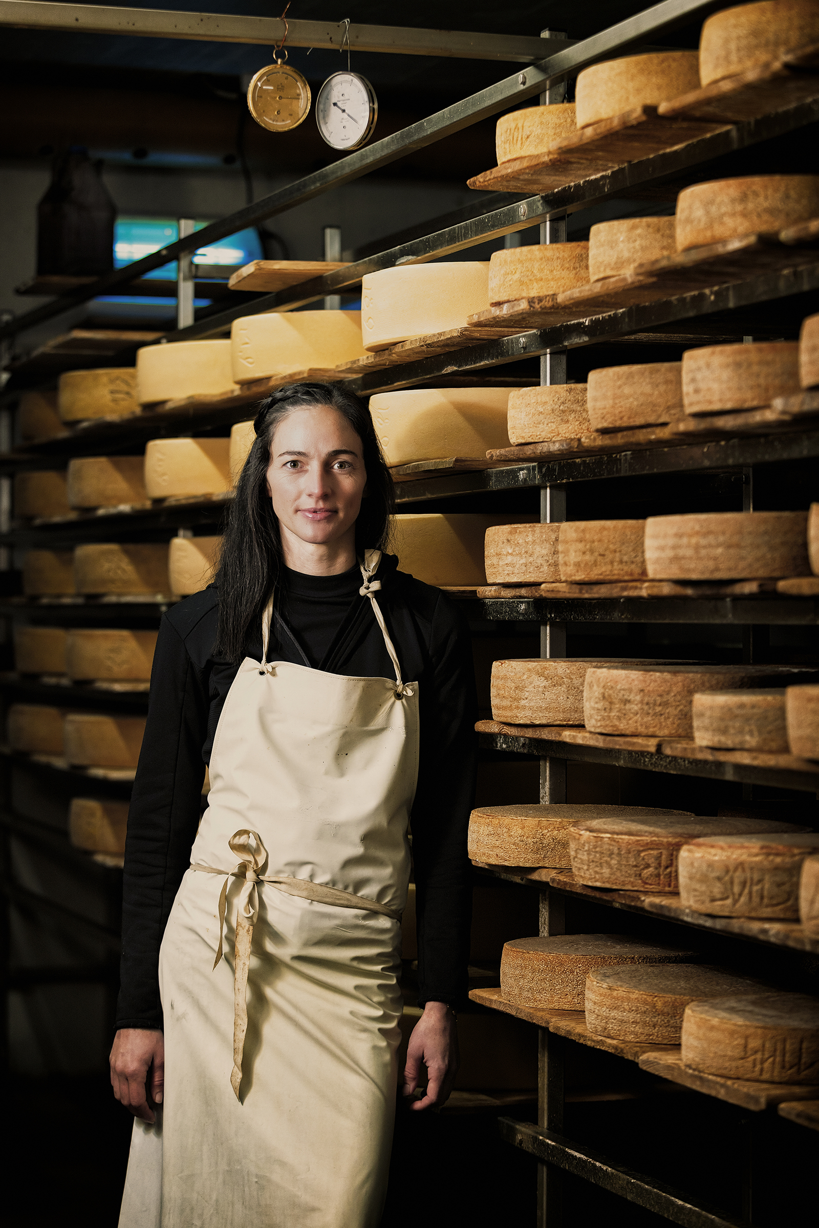 Bild aus der Serie: ERBE BREGENZERWALD von Fotograf Markus Gmeiner. Es zeigt Sennerei, Bregenzerwald. Dieses Bild ist urheberrechtlich geschützt und nicht zur Veröffentlichung freigegeben. Veröffentlichung oder Weitergabe nur nach ausdrücklicher schriftlicher Zustimmung des Urhebers.